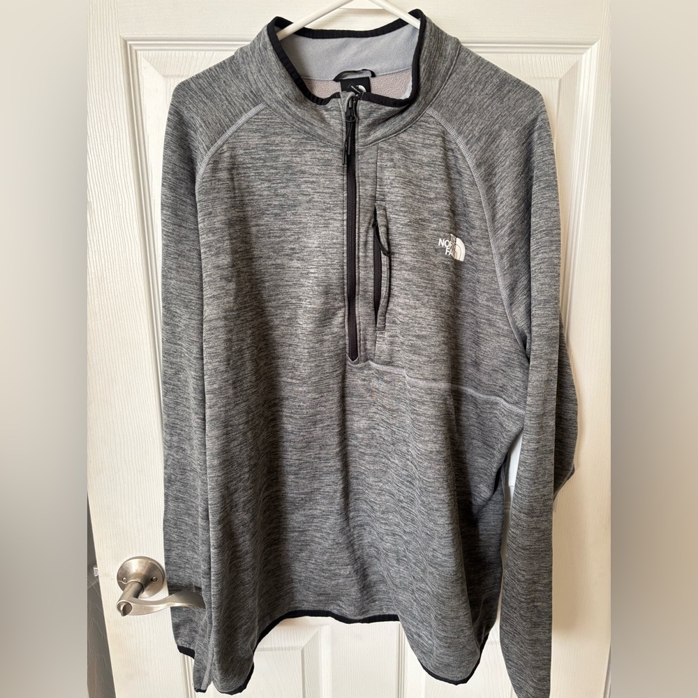 The North‎ Face Men's Dark Gray Pullover Sweatshirt